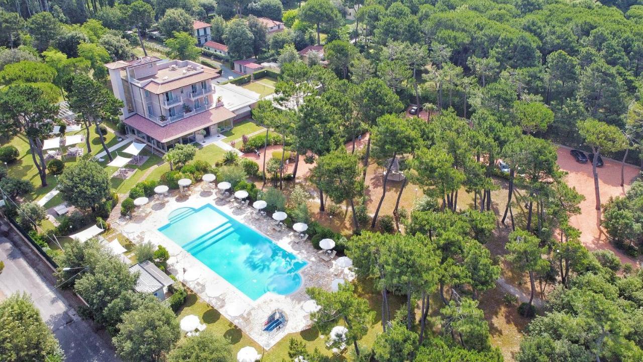 Hotel Villa Elsa مارينا دي ماسا المظهر الخارجي الصورة