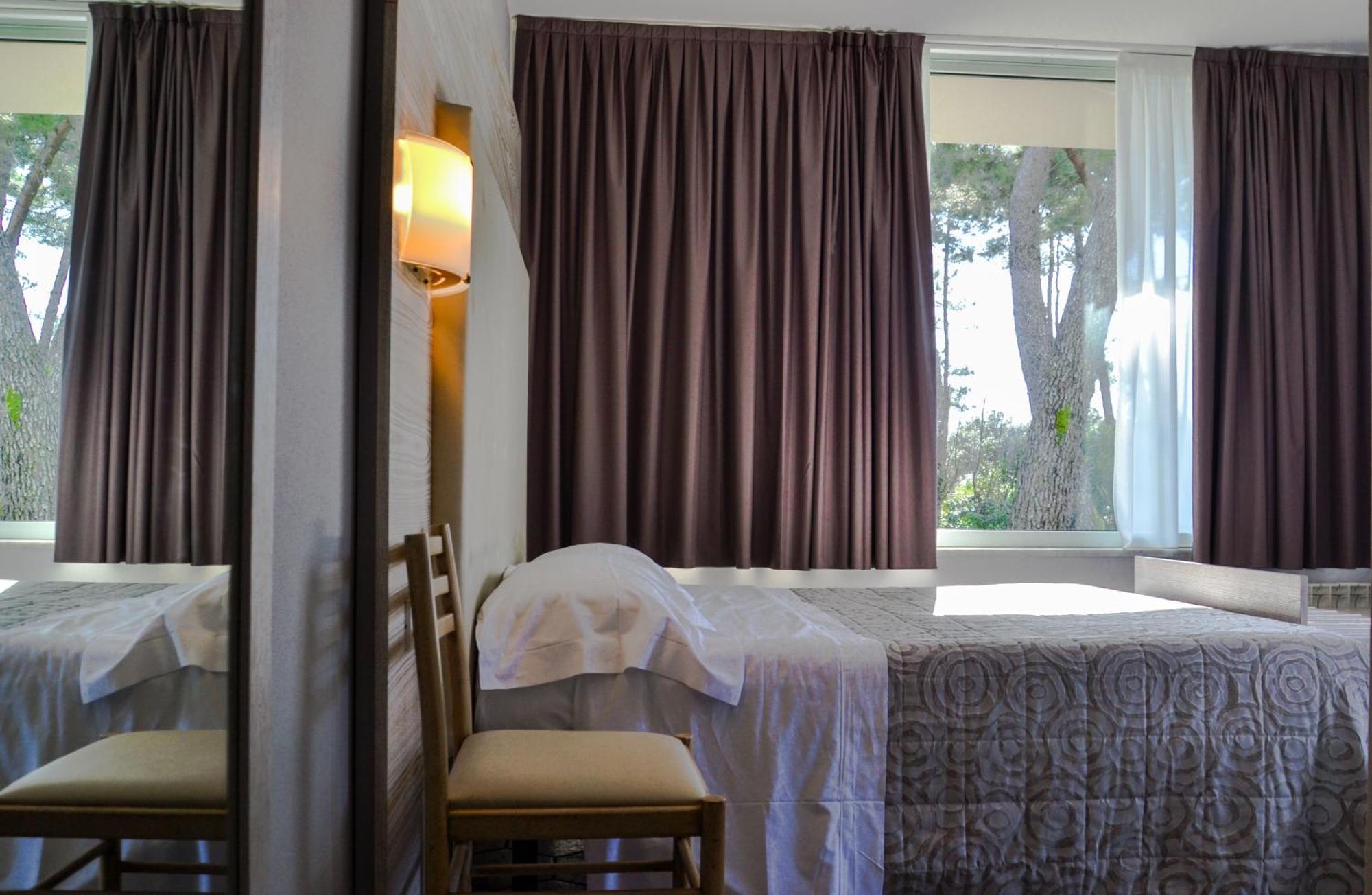 Hotel Villa Elsa مارينا دي ماسا المظهر الخارجي الصورة