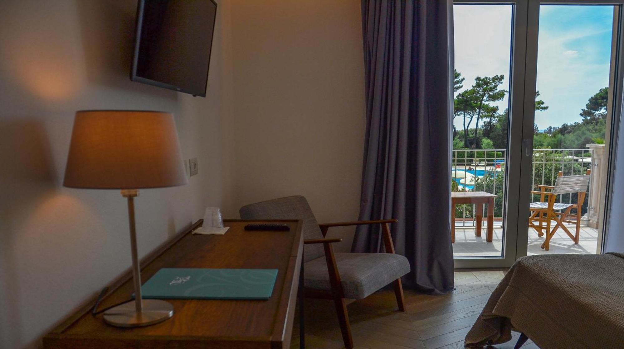 Hotel Villa Elsa مارينا دي ماسا المظهر الخارجي الصورة