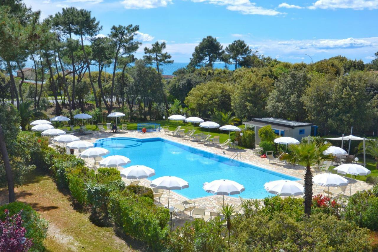 Hotel Villa Elsa مارينا دي ماسا المظهر الخارجي الصورة